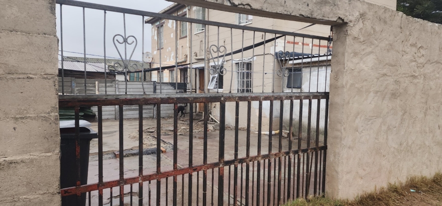 3 Bedroom Property for Sale in Woodlands Western Cape